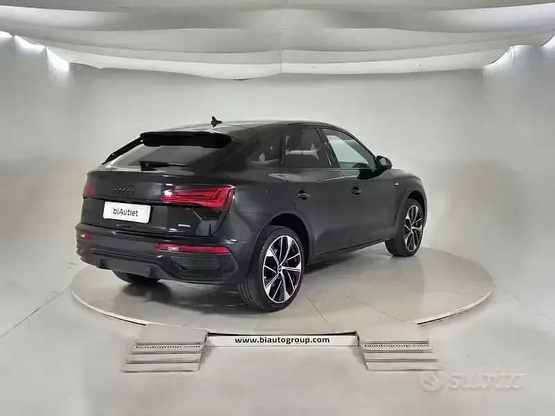 Usata Audi Q5 Sportback Ambiente 204 CV (150 kW) 2024 Nero SUV