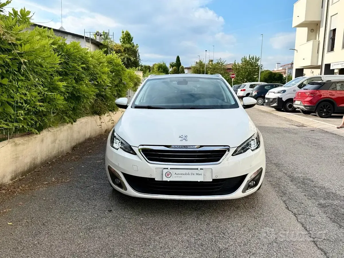 Usata Peugeot 308 SW Allure 150 CV (110 kW) 2016 Bianco Station wagon
