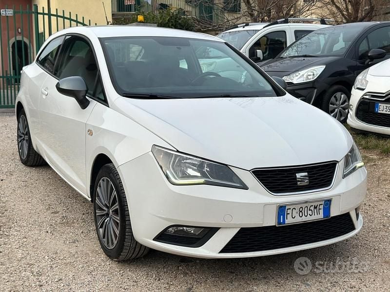 Usata Seat Ibiza CONNECT 75 CV (55 kW) 2016 Bianco Berlina