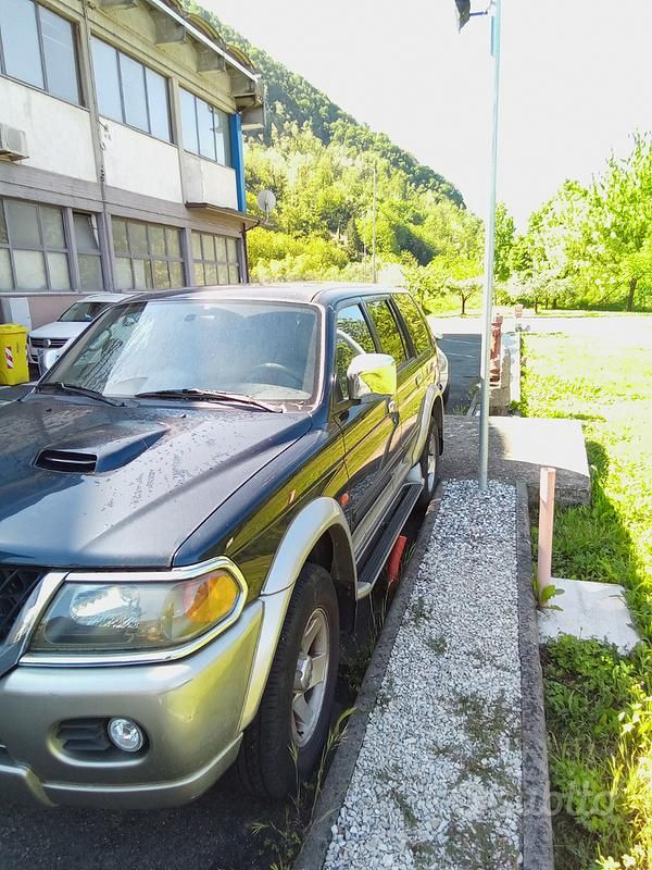 Usata Mitsubishi Pajero 115 CV (84 kW) 2002 SUV