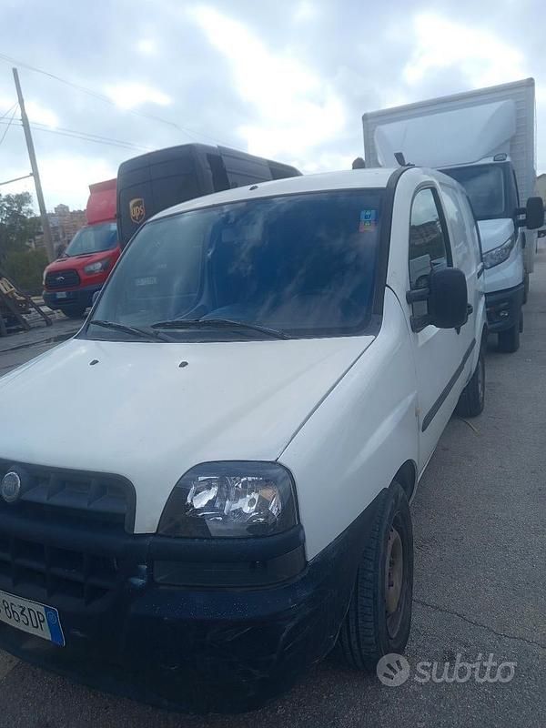 Bianco Usata 2005 Fiat Doblò Monovolume | 2450 € (Buon prezzo) - Immagine 1/1