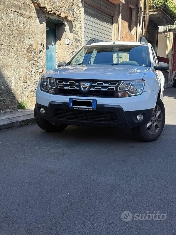 Usata Dacia Duster 110 CV (80 kW) 2016 Bianco SUV