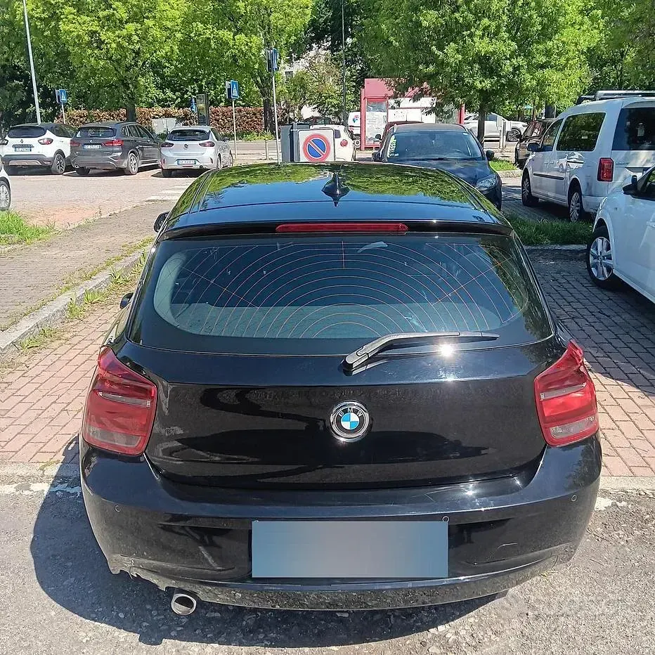 Usata BMW 118 143 CV (105 kW) 2014 Nero Utilitaria