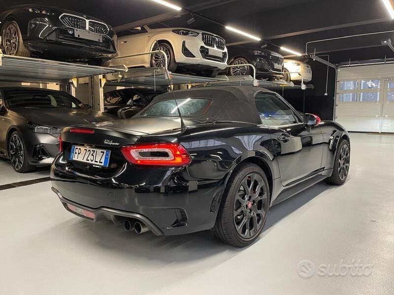 Usata Abarth 124 Spider 170 CV (125 kW) 2018 Nero Cabrio