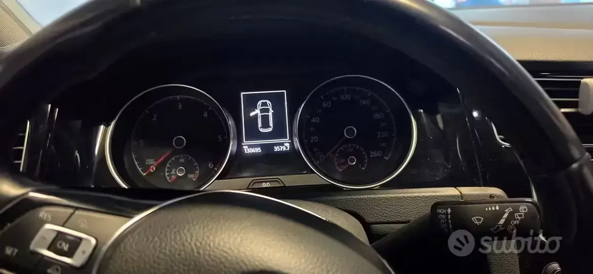 Usata VW Golf VII Business 105 CV (77 kW) 2014 Grigio Berlina
