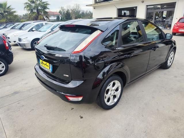 Usata Ford Focus 90 CV (66 kW) 2009 Nessuno Berlina