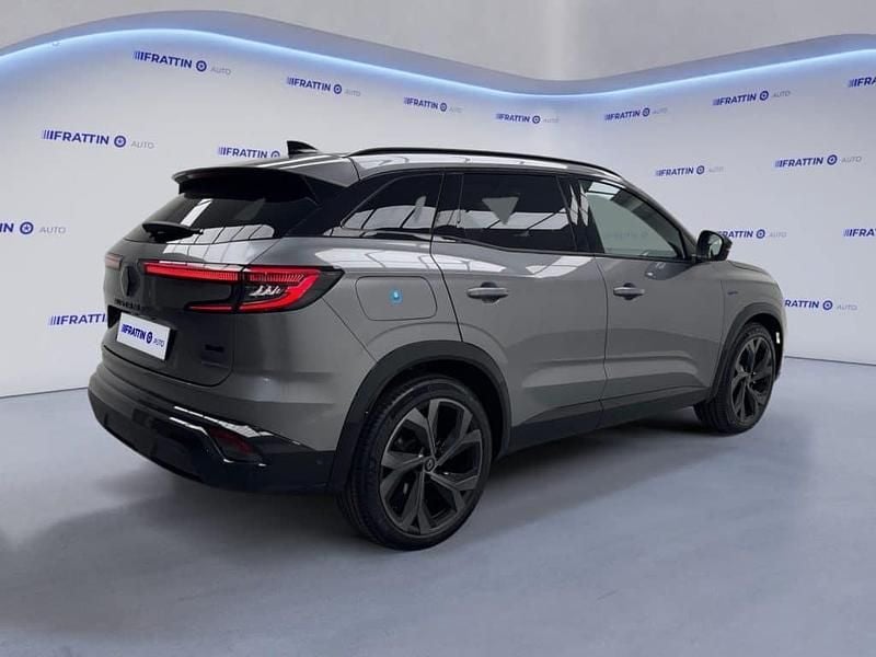 Usata Renault Austral Iconic Esprit Alpine 200 CV (147 kW) 2024 Grigio scuro SUV