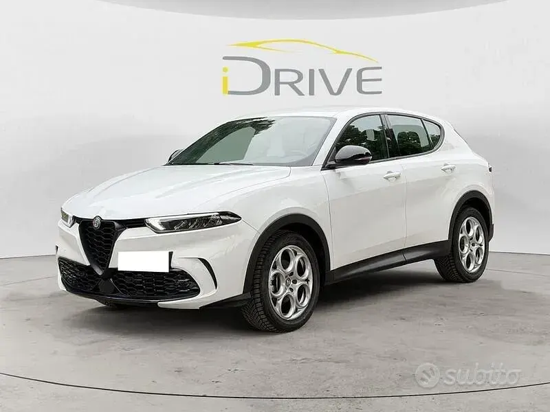 Usata Alfa Romeo Tonale Ti 160 CV (117 kW) 2023 Bianco SUV