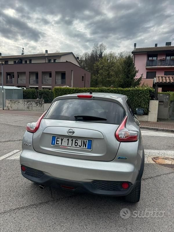 Usata Nissan Juke Acenta 110 CV (80 kW) 2015 Grigio SUV