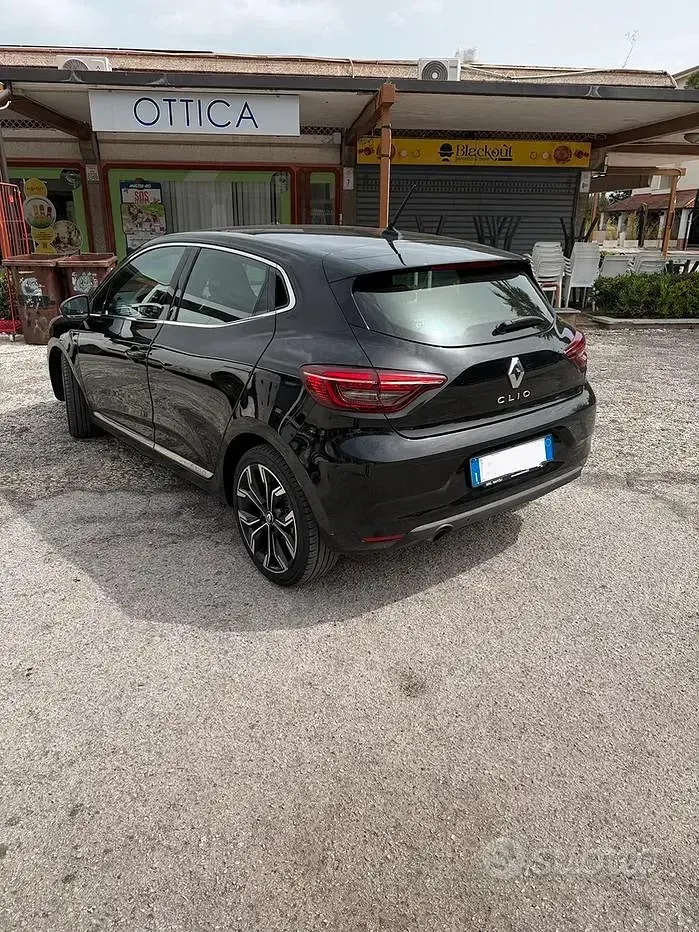 Usata Renault Clio V Intens 116 CV (85 kW) 2020 Nero Berlina