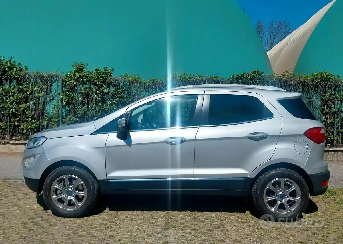 Usado Ford Ecosport Titanium 99 HP (72 kW) 2018 Cinzento SUV