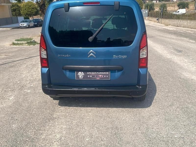 Usata Citroën Berlingo XTR 92 CV (67 kW) 2015 Blu Monovolume