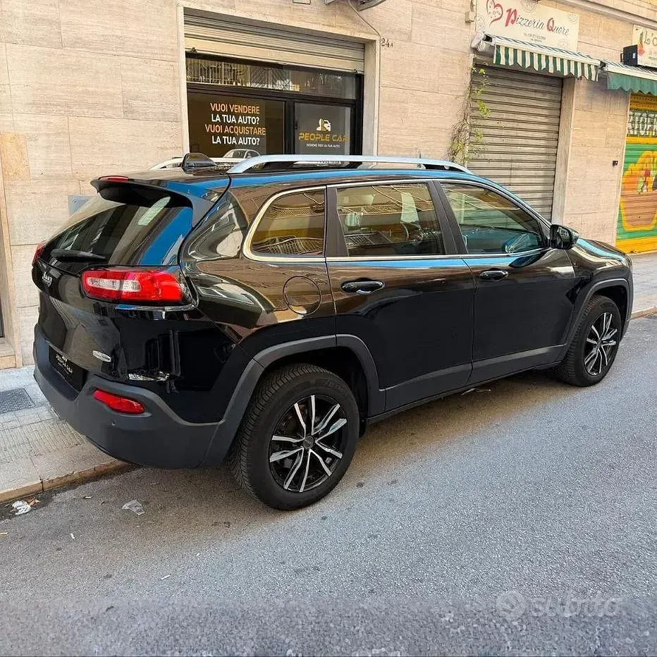 Usata Jeep Cherokee 140 CV (102 kW) 2017 Nero SUV