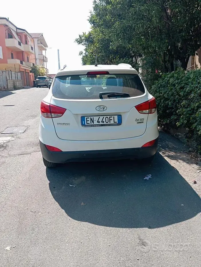 Usata Hyundai ix35 115 CV (84 kW) 2012 Bianco SUV