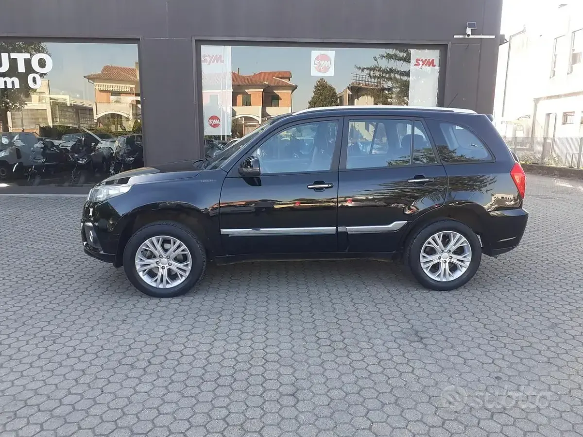 Usata DR EVO5 126 CV (92 kW) 2019 Nero SUV