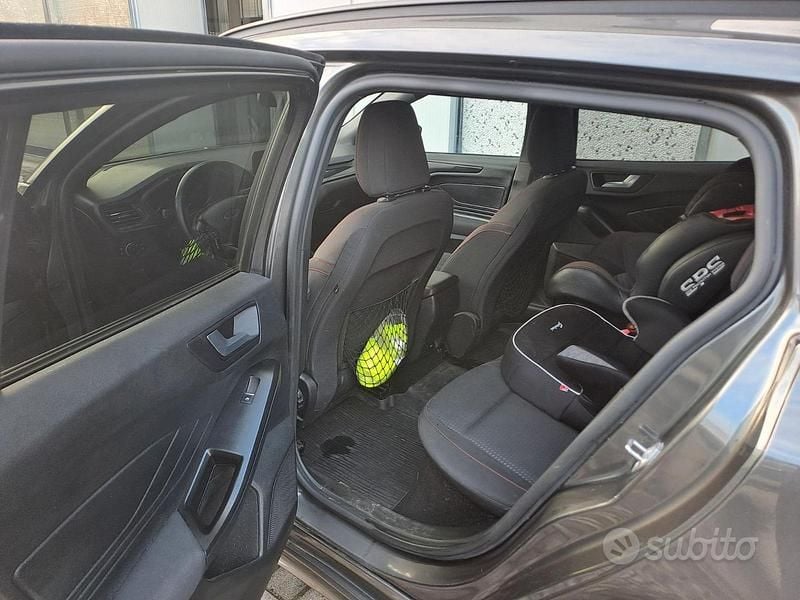 Usata Ford Focus ST-Line 125 CV (91 kW) 2019 Station wagon
