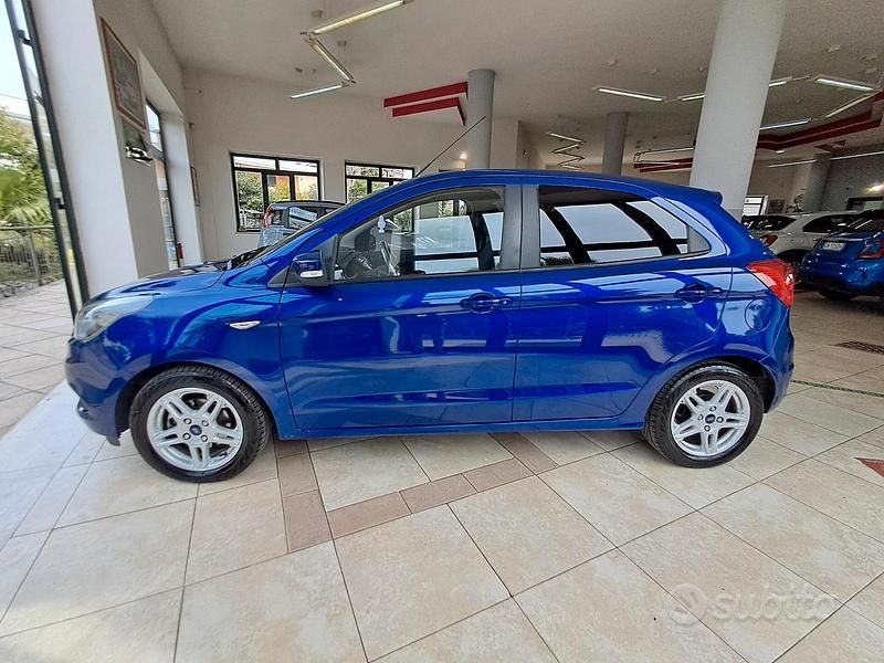 Usata Ford Ka Ultimate 85 CV (62 kW) 2016 Blu Berlina