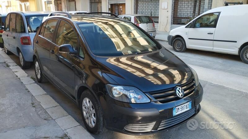 Nero Usata 2007 VW Golf Plus Comfortline Monovolume | 3300 € (Cara) - Immagine 1/4