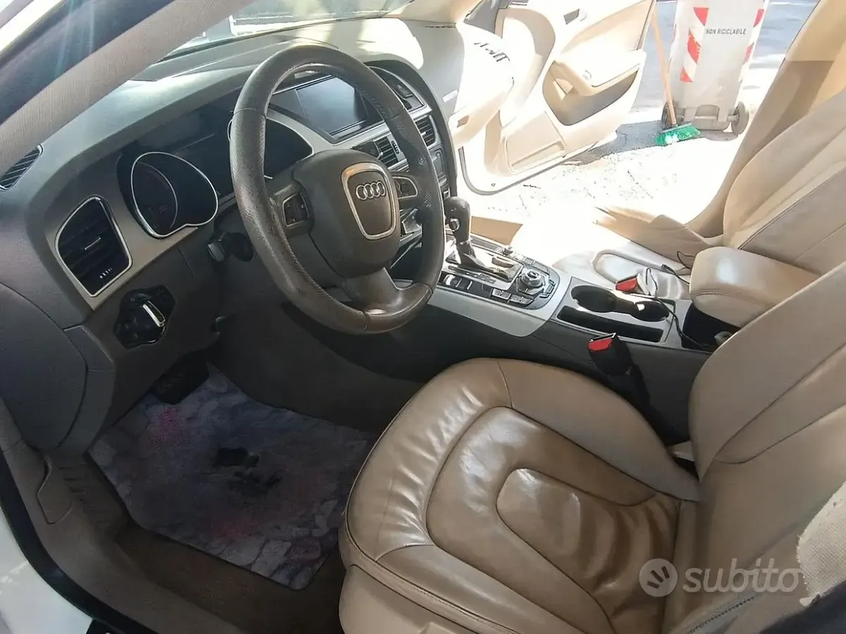 Usata Audi A5 Sportback Sport 239 CV (175 kW) 2010 Bianco Utilitaria