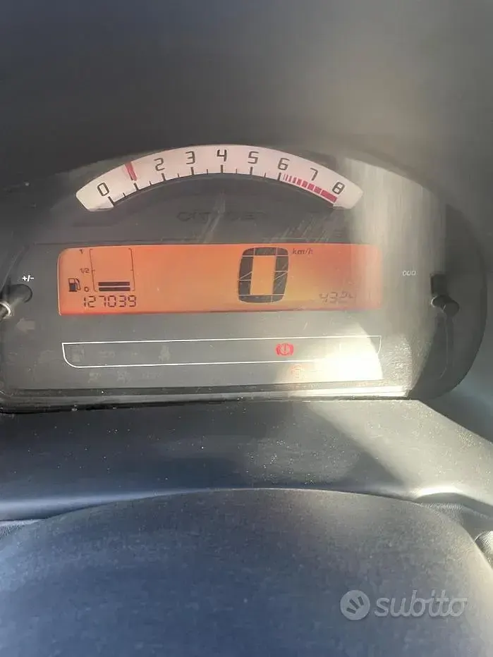 Usata Citroën C2 60 CV (44 kW) 2008 Nero Utilitaria