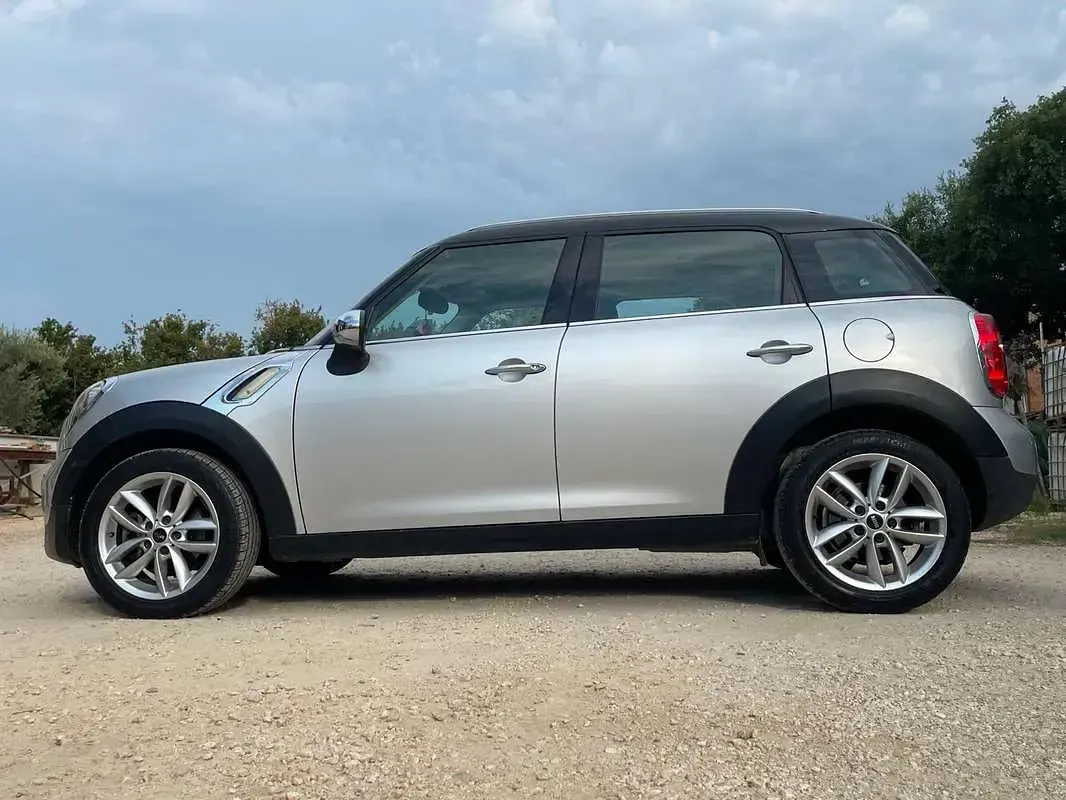 Usata Mini Cooper D Countryman 111 CV (81 kW) 2014 Nero SUV