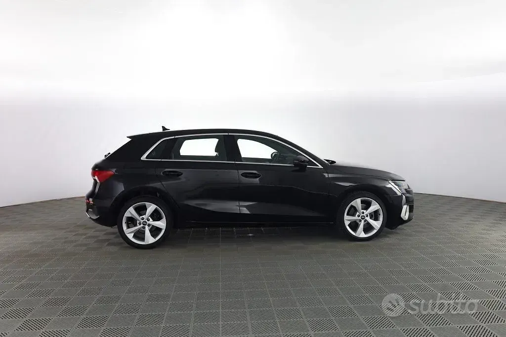 Usata Audi A3 Advanced 116 CV (85 kW) 2021 Nero Berlina