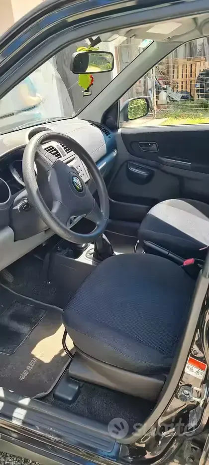 Usata Suzuki Ignis 2007 Nero Utilitaria