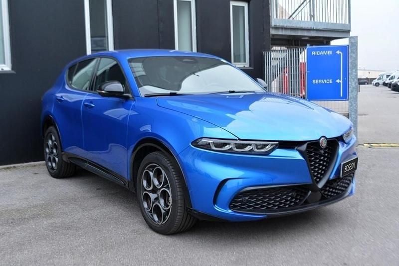 Usata Alfa Romeo Tonale Sprint 131 CV (96 kW) 2024 Blu SUV