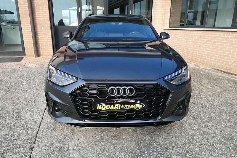 Usata Audi A4 S-Line 204 CV (150 kW) 2022 Grigio daytona Station wagon