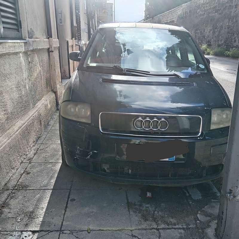 Usata Audi A2 75 CV (55 kW) 2002 Utilitaria