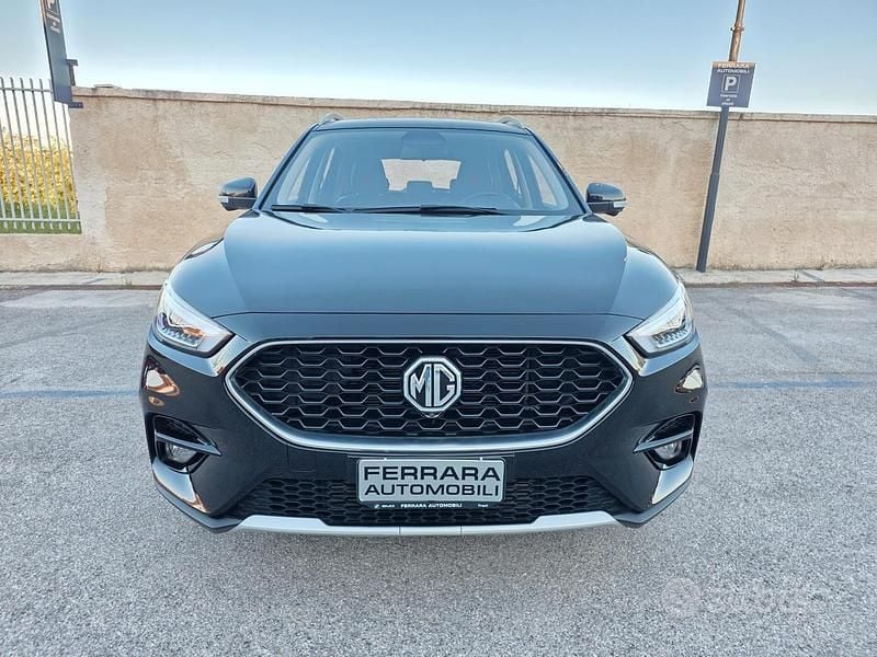 Usata MG ZS Luxury 111 CV (81 kW) 2023 Nero SUV