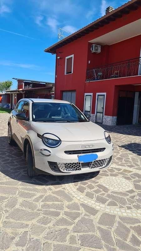 Usata 2025 Fiat 600 SUV | 23.200 € (Buon prezzo) - Immagine 1/4