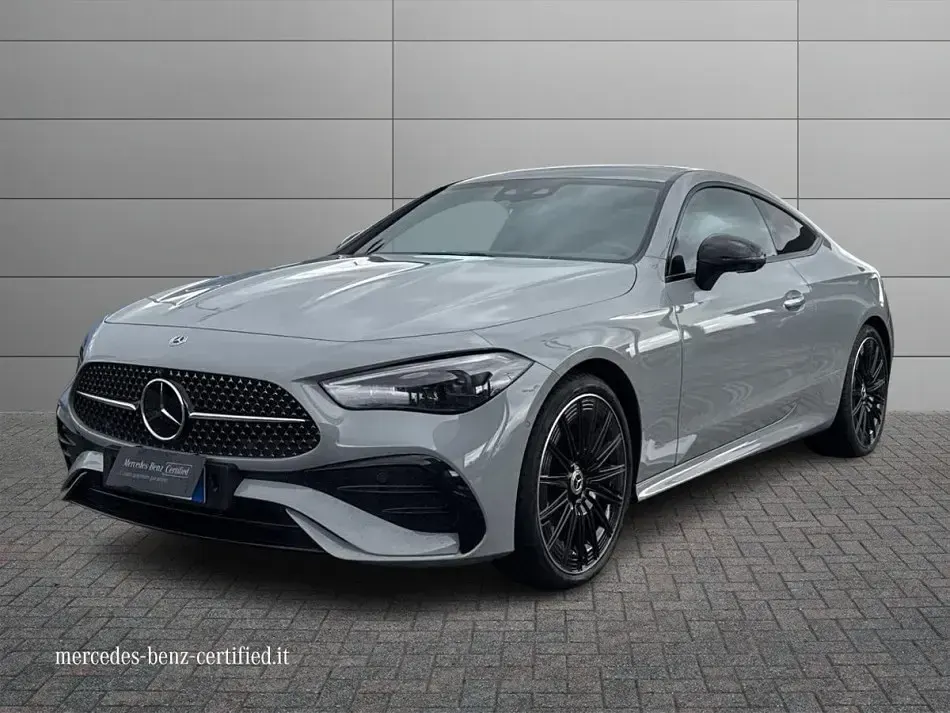 Begagnad Mercedes CLE220 AMG Line Premium 197 HK (144 kW) 2024 Sportkupé