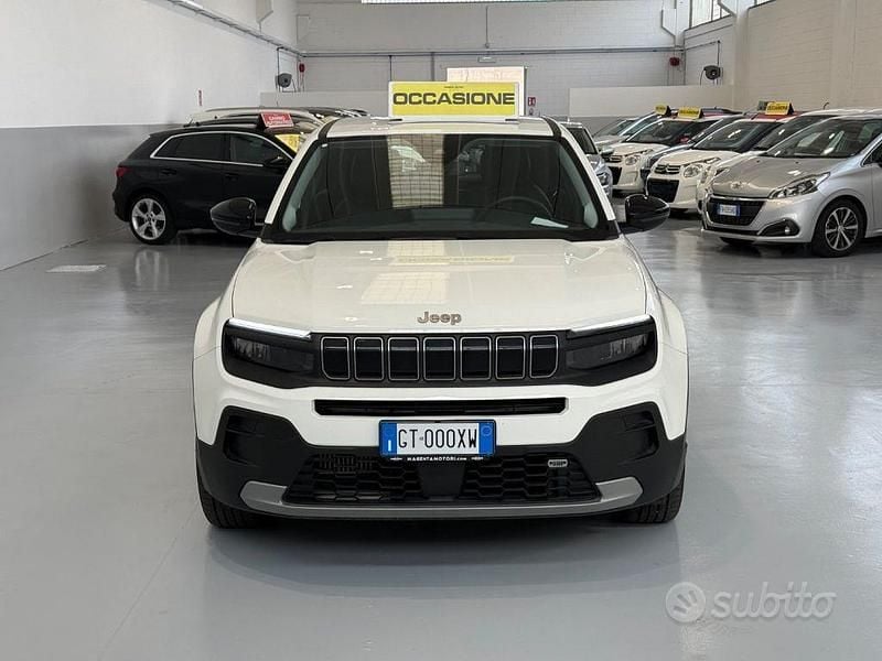 Usata Jeep Avenger Altitude 101 CV (74 kW) 2024 Bianco SUV