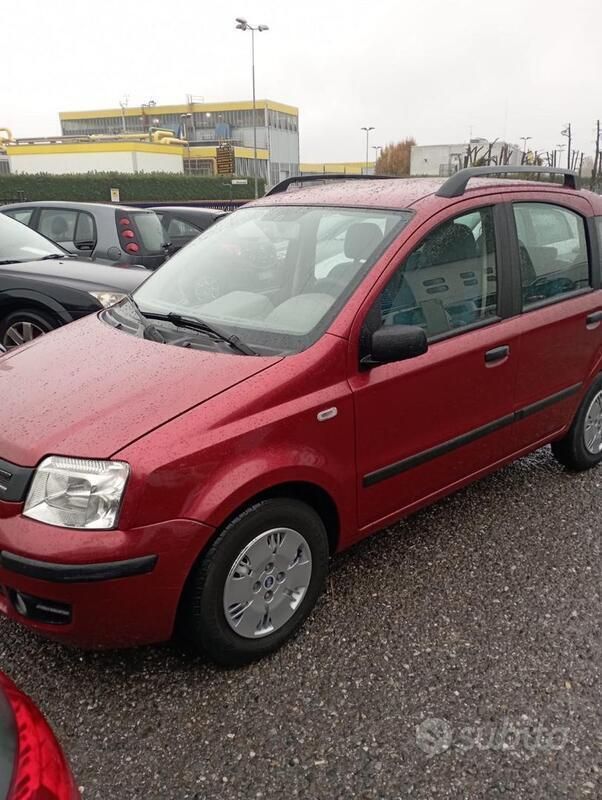 Usata Fiat Panda 60 CV (44 kW) 2004 Utilitaria