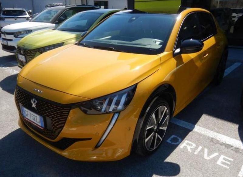 Giallo / metallizzato Usata 2021 Peugeot e-208 GT Due volumi | 16.950 € (Buon prezzo) - Immagine 1/3
