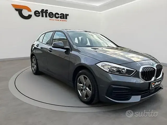 Usata BMW 116 Advantage 116 CV (85 kW) 2020 Grigio Utilitaria