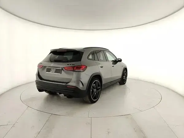 Usata Mercedes GLA35 AMG AMG 306 CV (225 kW) 2022 Gray metallic SUV