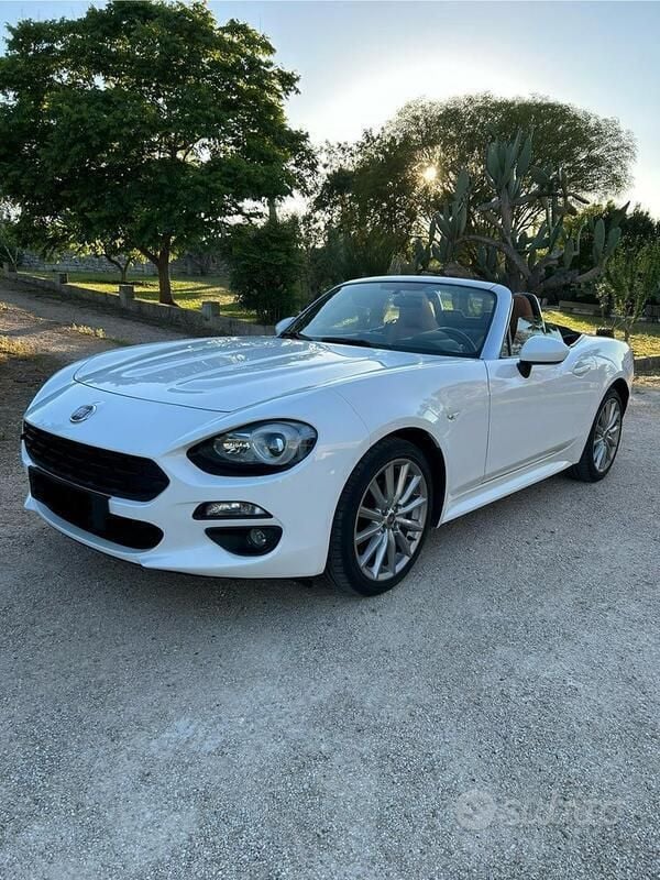 Usata Fiat 124 Lusso 140 CV (102 kW) 2019 Bianco Cabrio