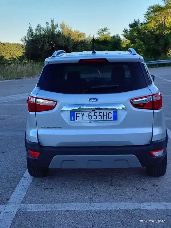Usata Ford Ecosport Titanium 100 CV (73 kW) 2019 Grigio SUV