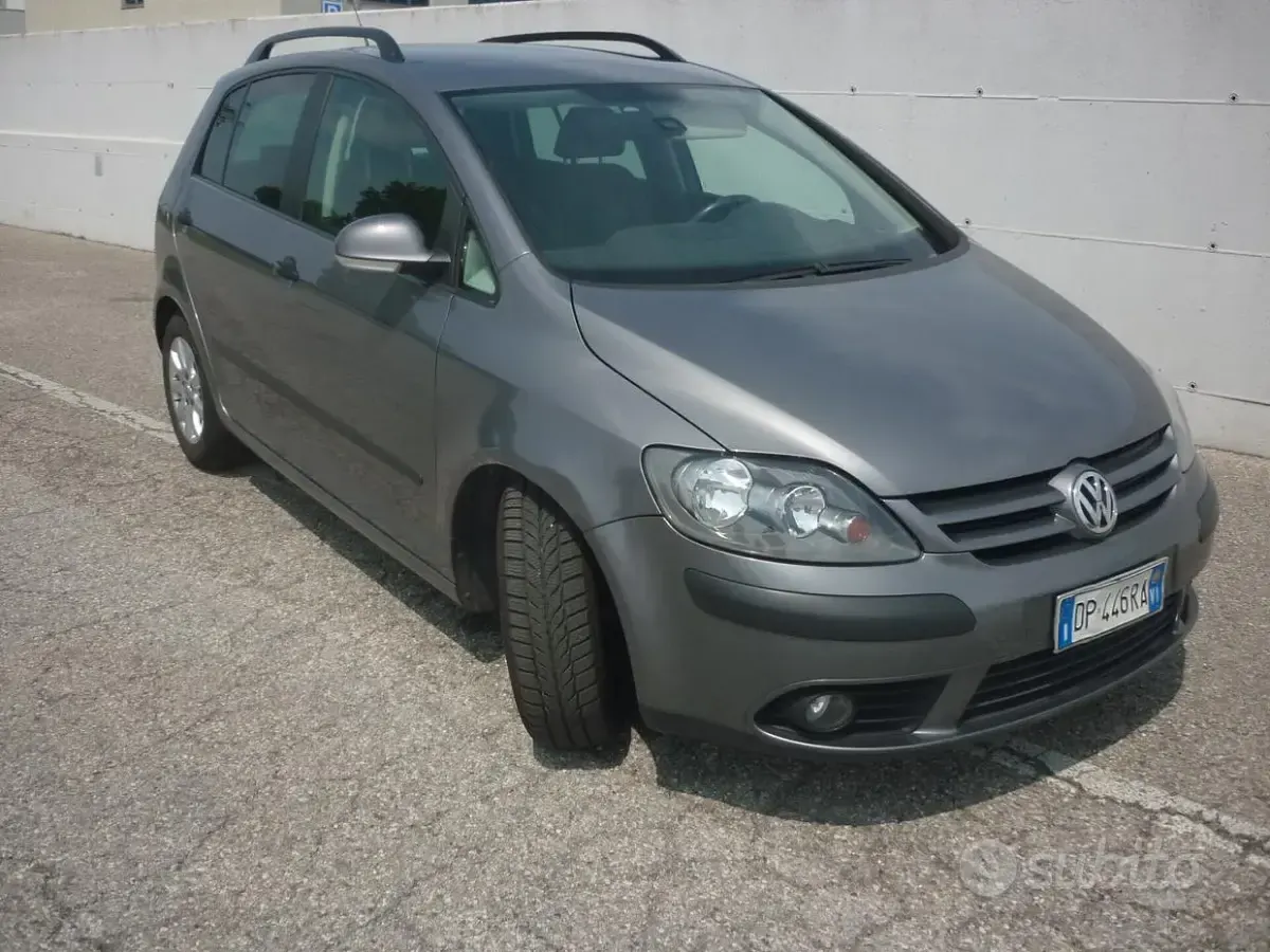 Usata VW Golf Plus Comfortline 122 CV (89 kW) 2008 Grigio Monovolume