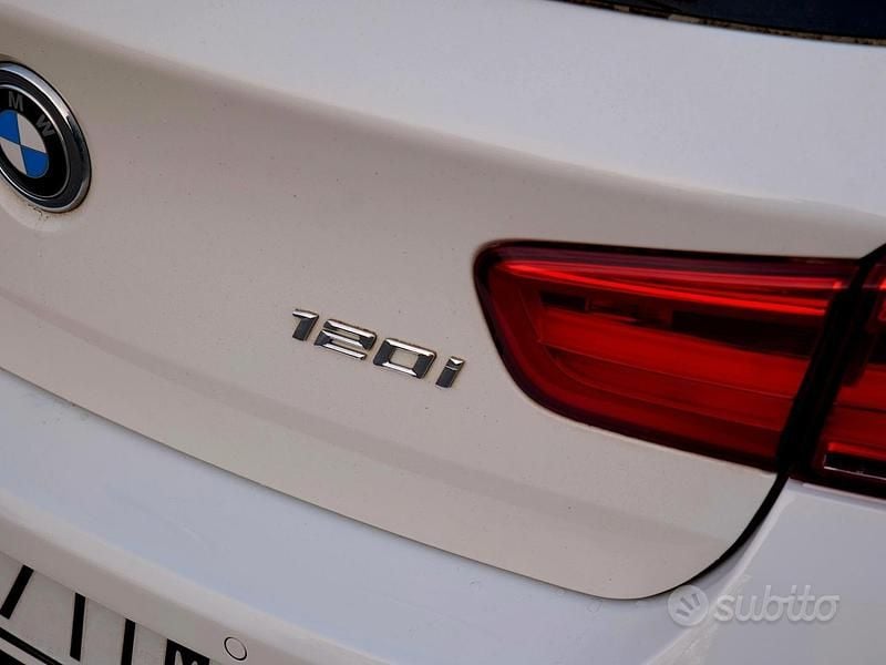 Usata BMW 120 M Sport 183 CV (134 kW) 2019 Bianco Utilitaria