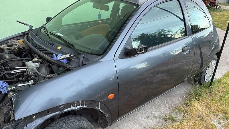 Usata Ford Ka 69 CV (50 kW) 2004 Blu Utilitaria