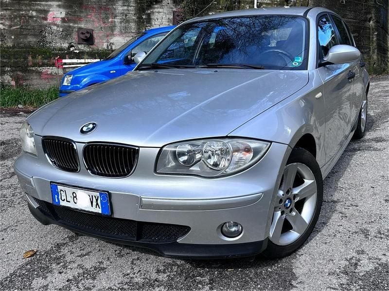 Usata BMW 116 116 CV (85 kW) 2005 Grigio Utilitaria