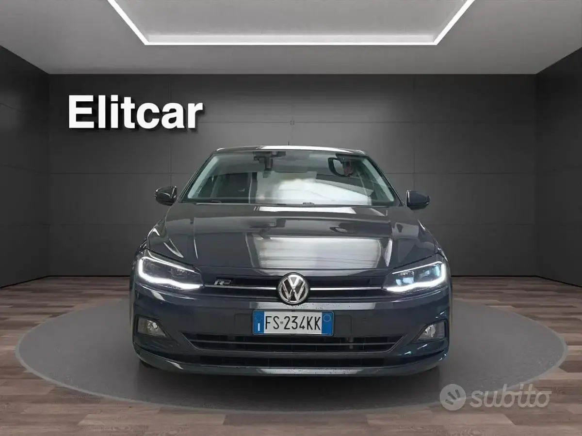 Usata VW Polo Highline 95 CV (69 kW) 2018 Grigio Utilitaria
