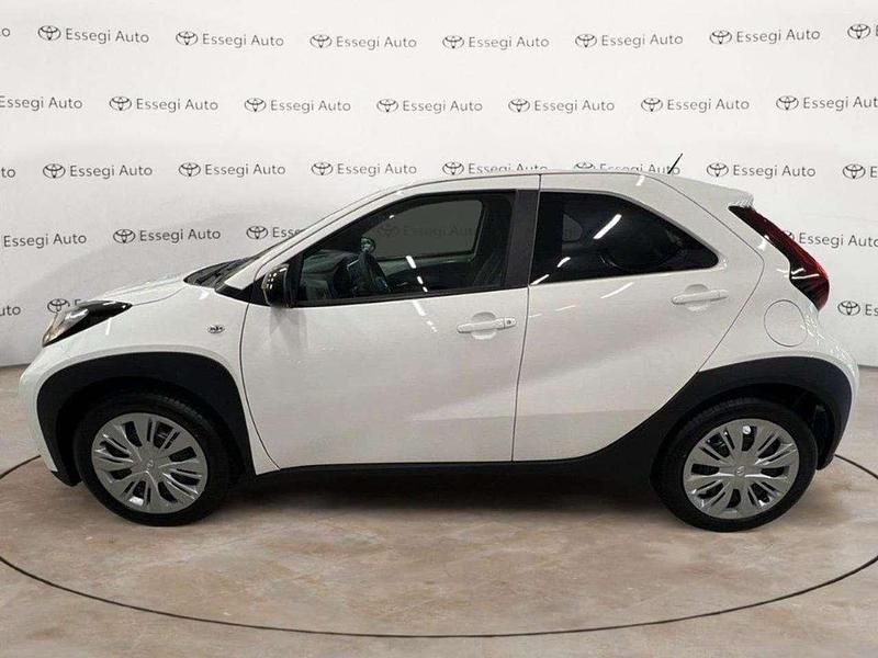 Usata Toyota Aygo X Active 72 CV (52 kW) 2023 Bianco SUV