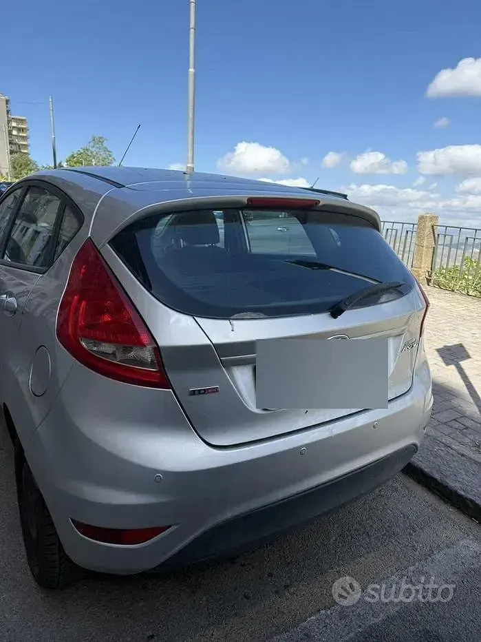 Usata Ford Fiesta 68 CV (50 kW) 2011 Utilitaria