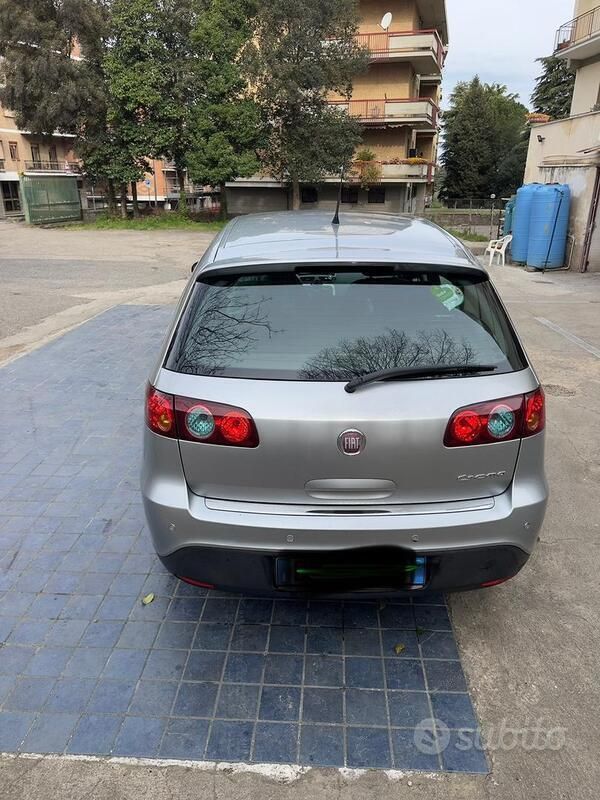 Usata Fiat Croma 120 CV (88 kW) 2009 Grigio Station wagon