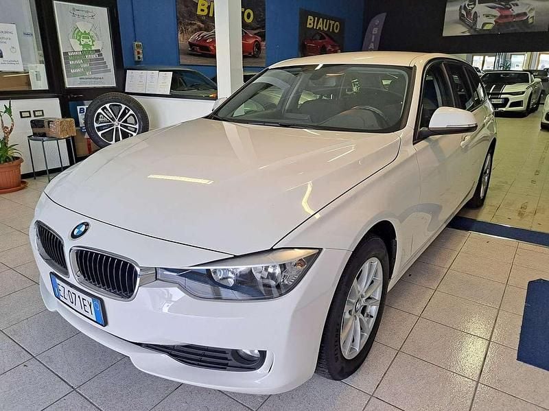 Usata BMW 318 143 CV (105 kW) 2015 Bianco Station wagon