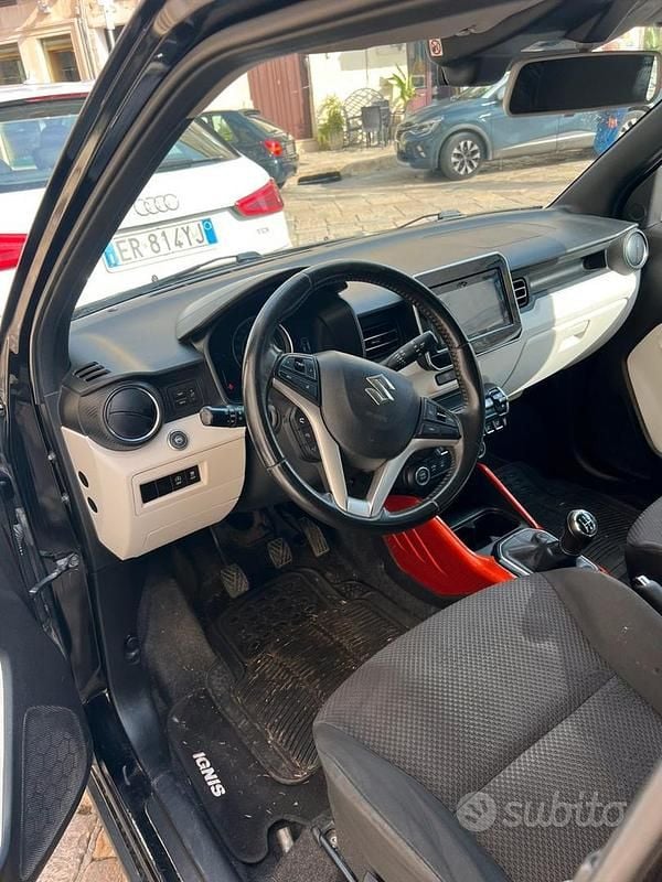 Usata Suzuki Ignis 90 CV (66 kW) 2016 Nero Berlina